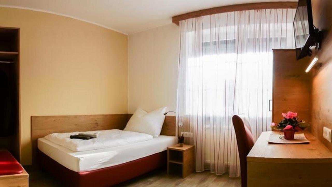 Bauers Gaestehaus Obersiebenbrunn Kültér fotó